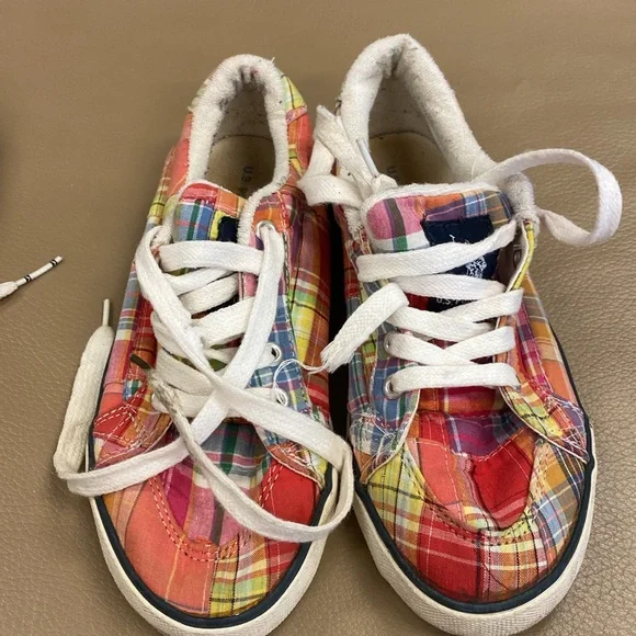 Vans Womens 8 and US PoloAssn 7 Vintage Sneakers- 2 pairs included - Picture 7 of 13